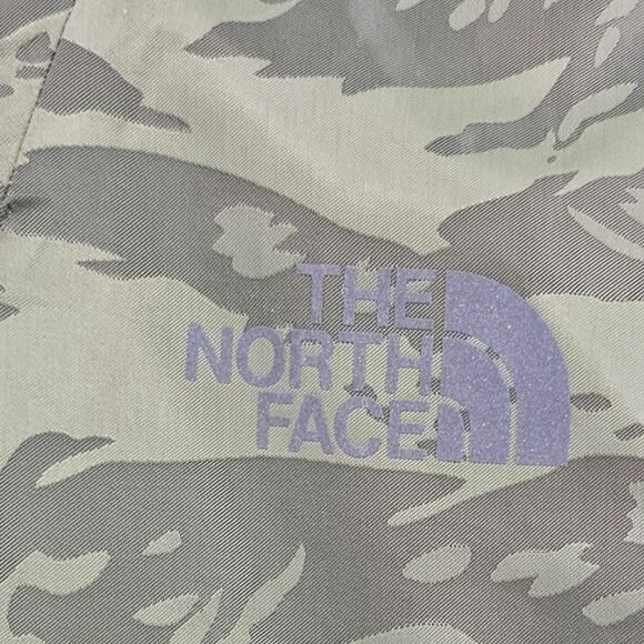 The North Face Mens S Millerton Green Camo Dryvent Hooded Raincoat - Picture 5 of 16